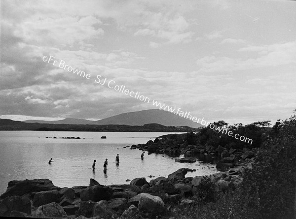 BATHERS AT L.CULLEN